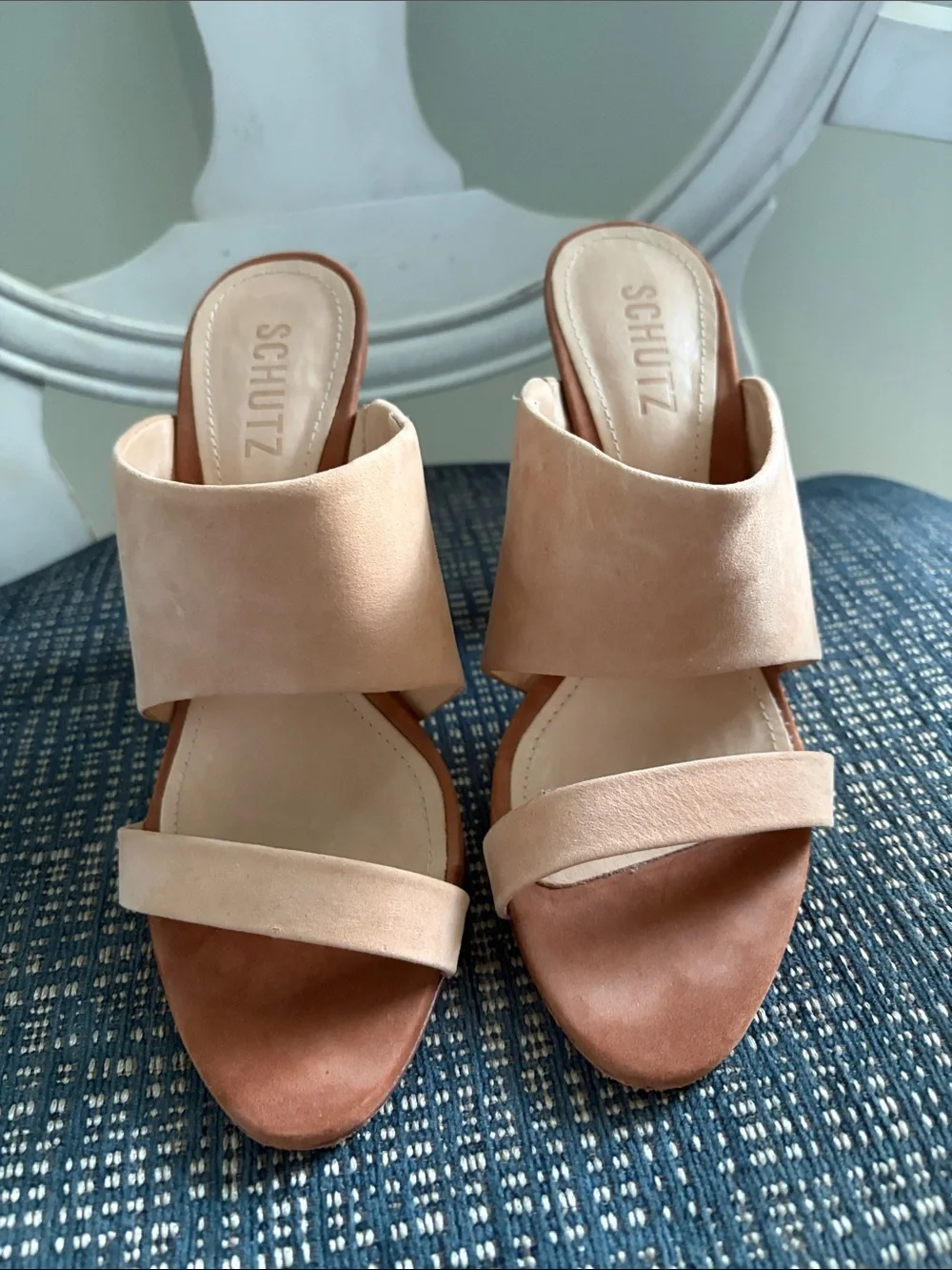 SCHUTZ chic mule